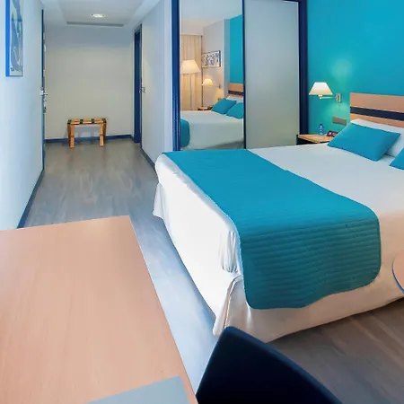 Ibis Styles Centro 3*