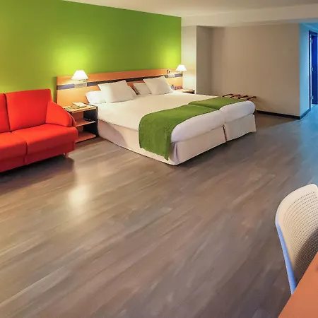 Ibis Styles Centro Saragosse
