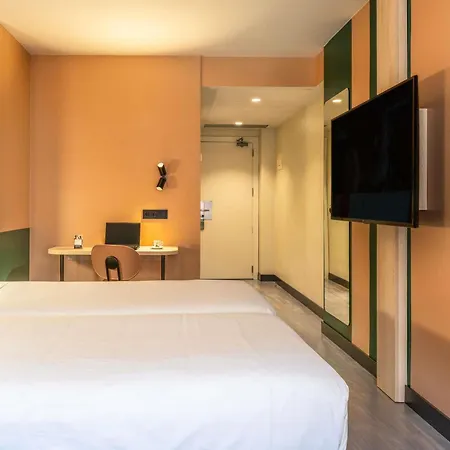 فندق Ibis Styles Centro سرقسطة