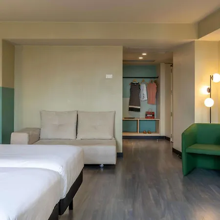 ホテル Ibis Styles Centro
