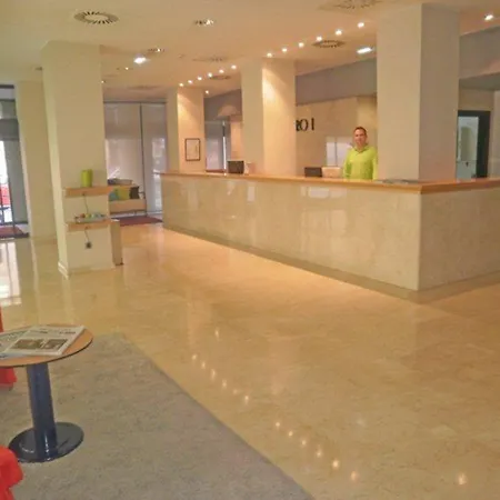 Ibis Styles Centro سرقسطة