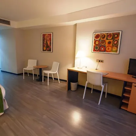 Ibis Styles Ramiro I Szálloda 3*