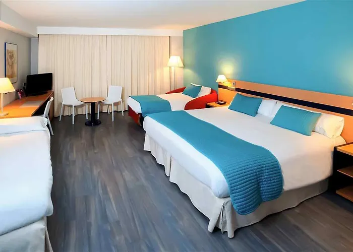 Ibis Styles Centro 3*