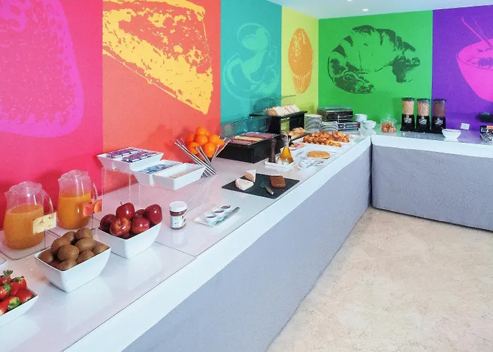 Ibis Styles Centro 3*