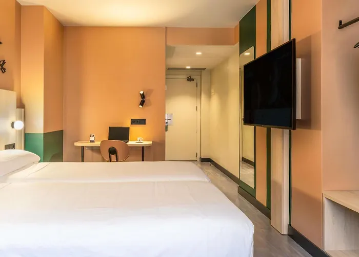 Отель Ibis Styles Centro Сарагоса