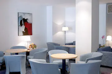 Ibis Styles Centro 3*